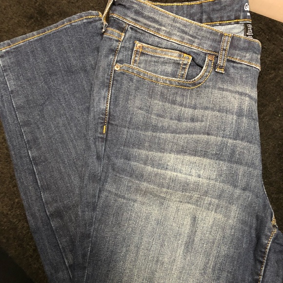 GAP Denim - Gap size 12 slim straight crop